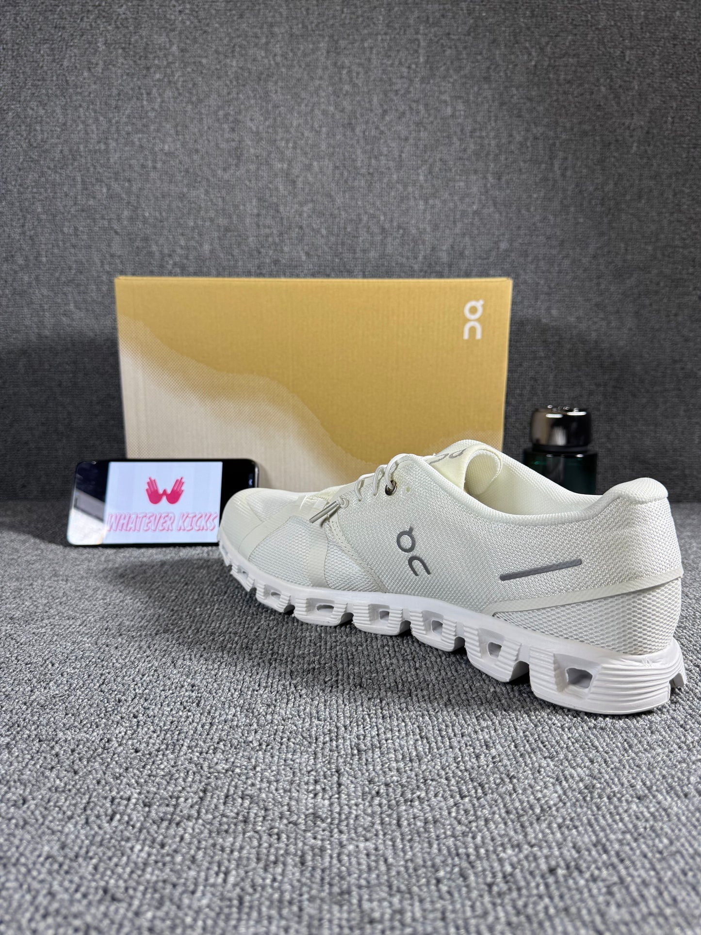 On Cloud 5 unisex training and running shoes in all white