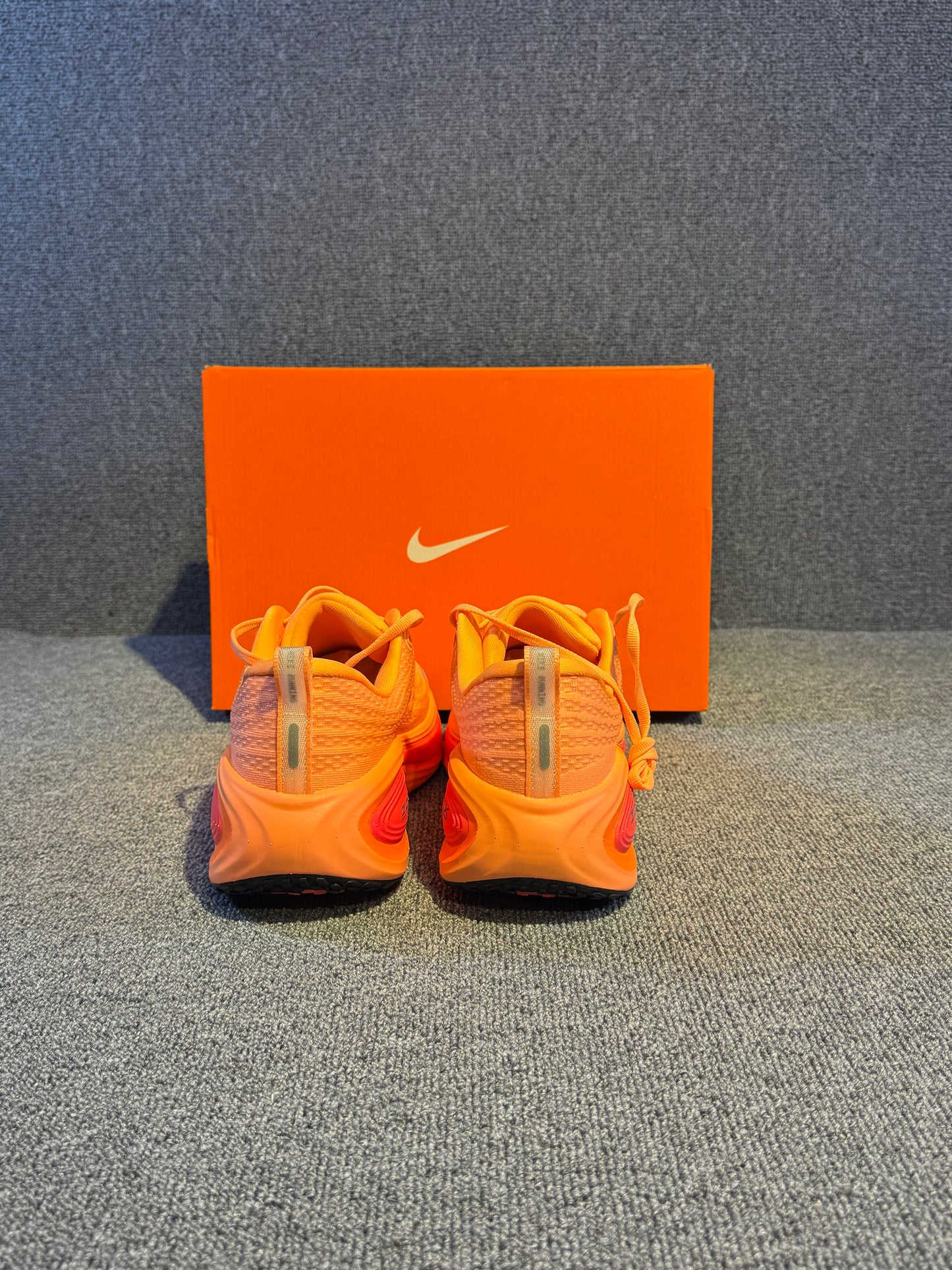 Nike Vomero Plus
