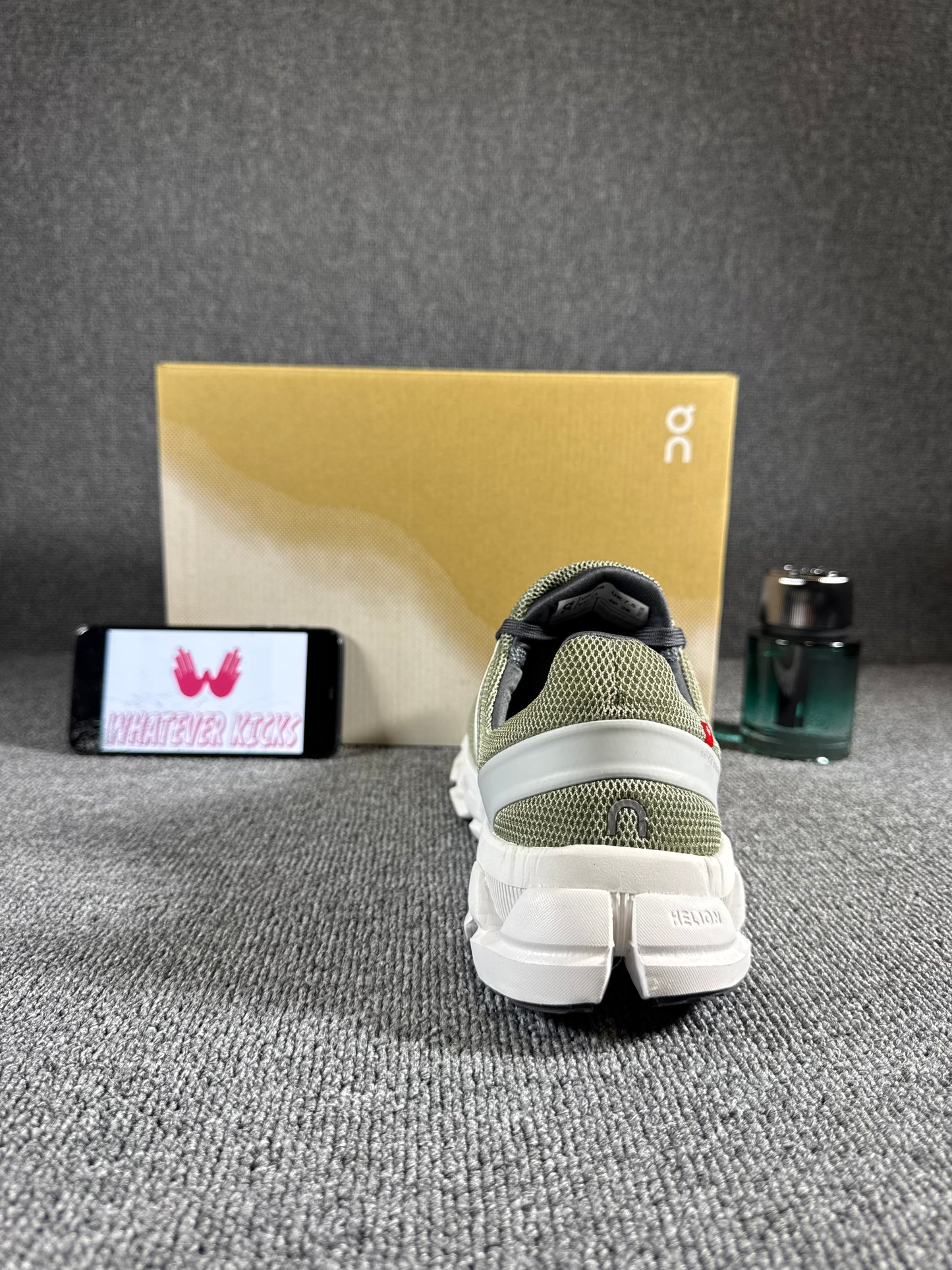 On Running Cloudswift 3 AD sneaker in the Alloy/Glacier