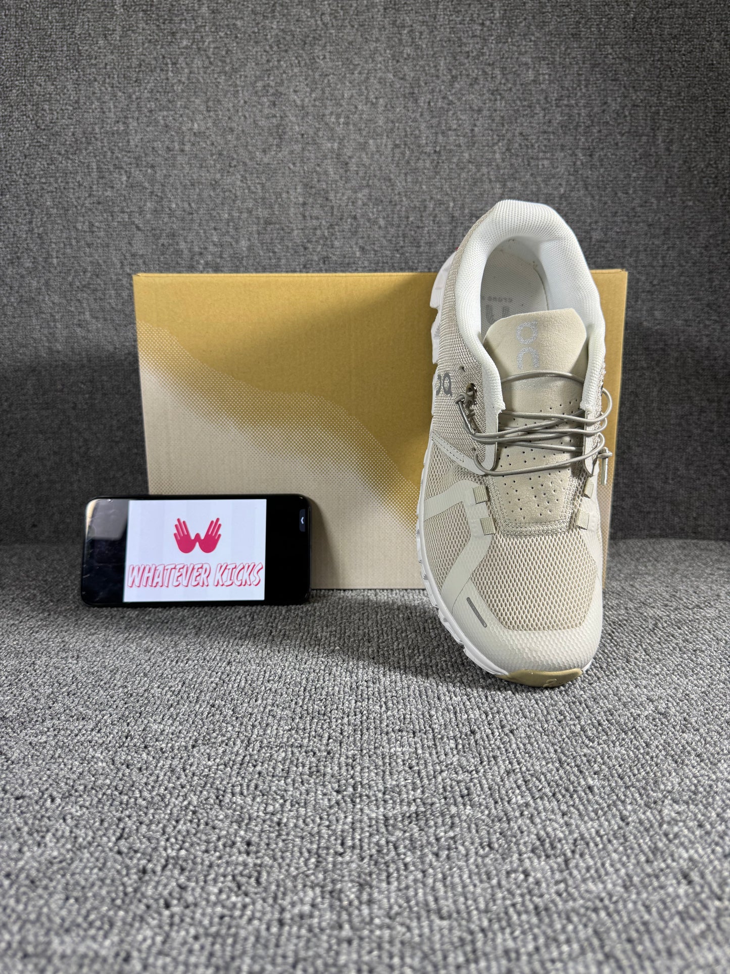 On Running Cloud 5 low-top sneakers"Pearl/White"
