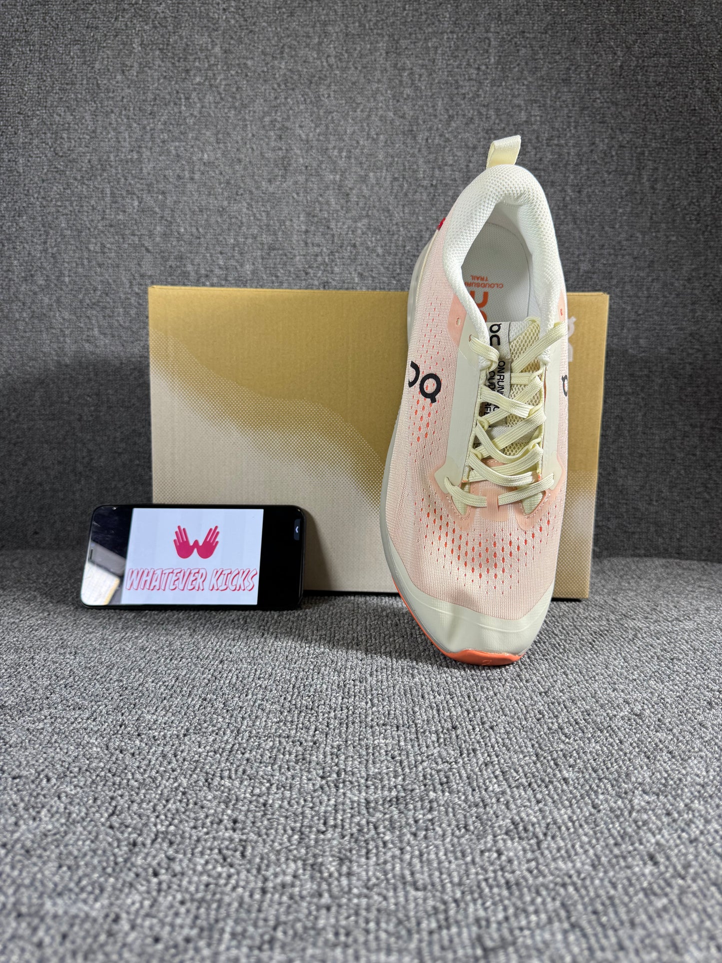 On Cloud surfer Trail 2 running shoe Ivory/Salmon