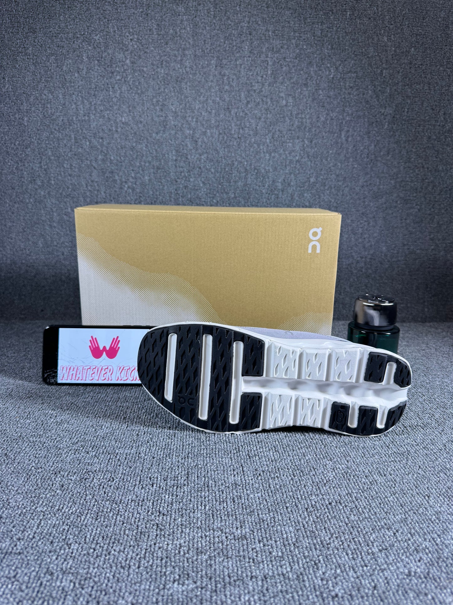 On Running x Loewe Cloudtilt 2.0 Grey