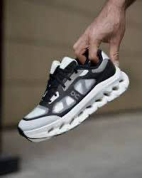 On cloud tilt Remix Black/ivory