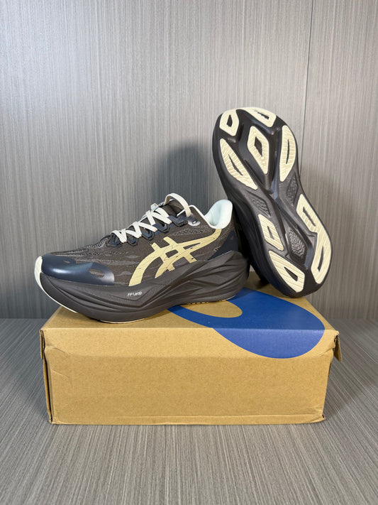 Asics Superblast 3