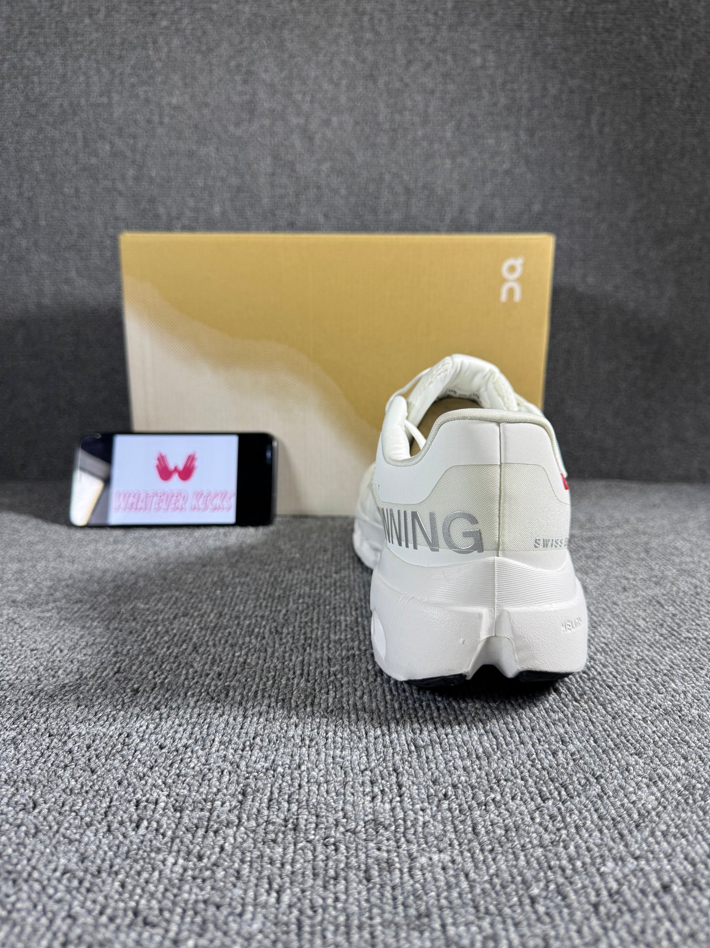 On Cloud surfer Next sneakers in white