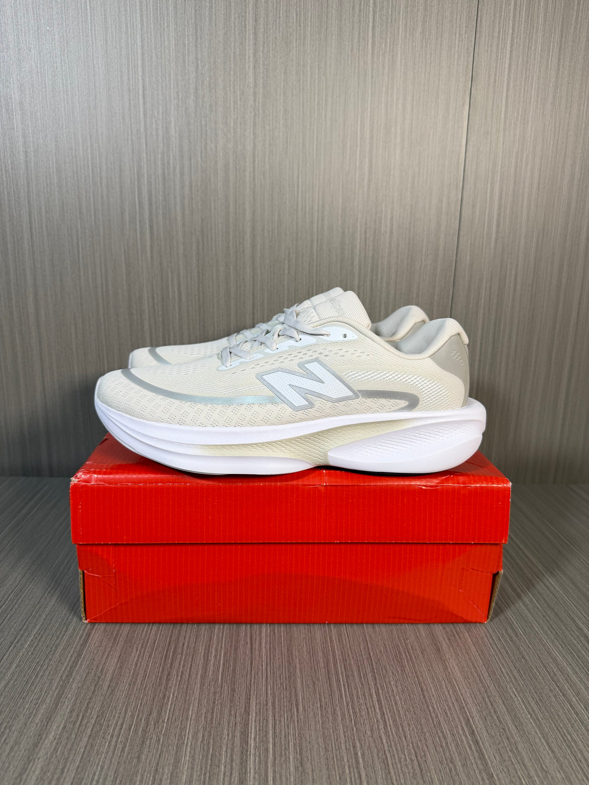 New Balance Ellipse v1 white