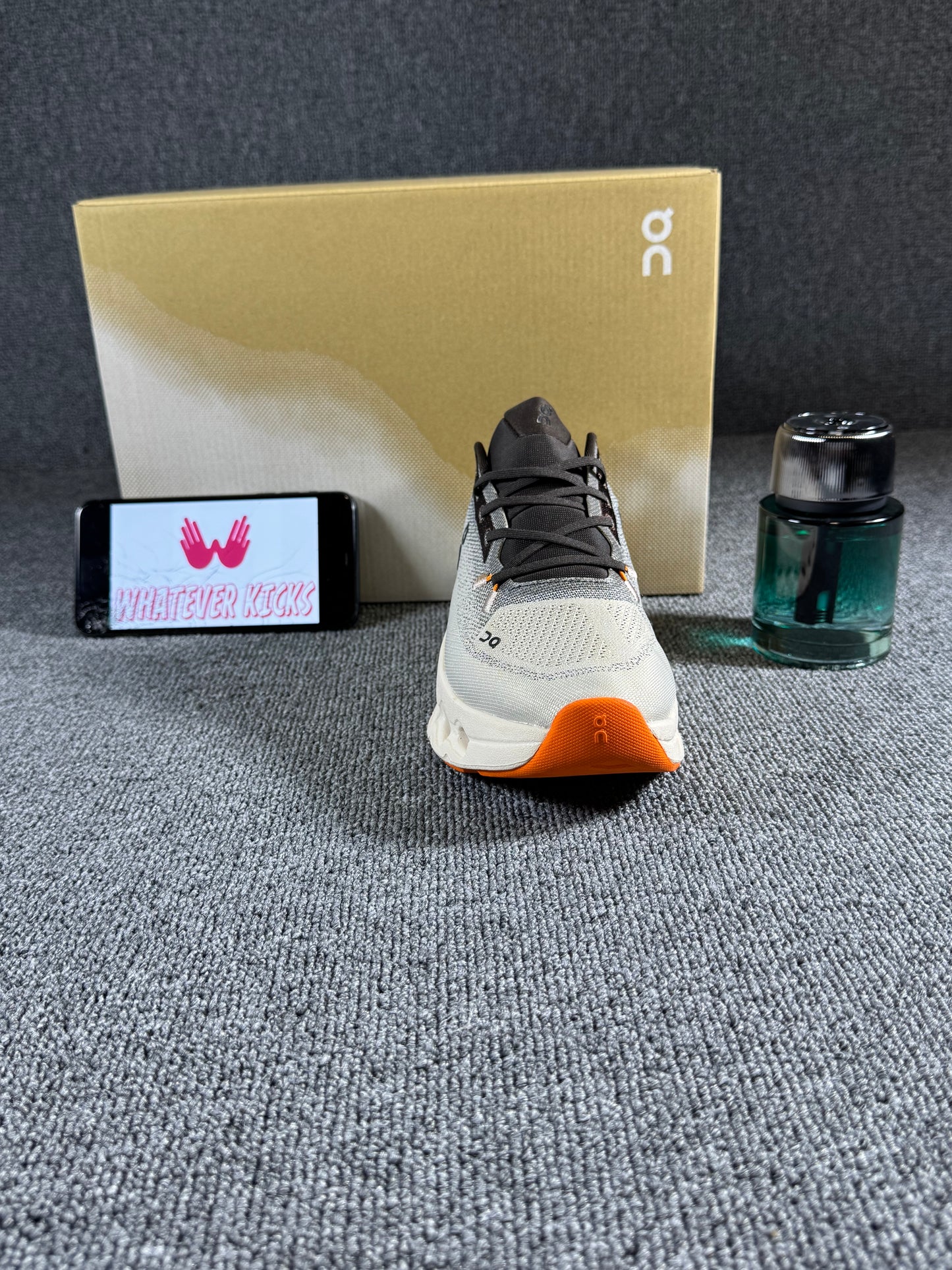 On Cloudtilt sneakers in the "Iron/Dew" colorway