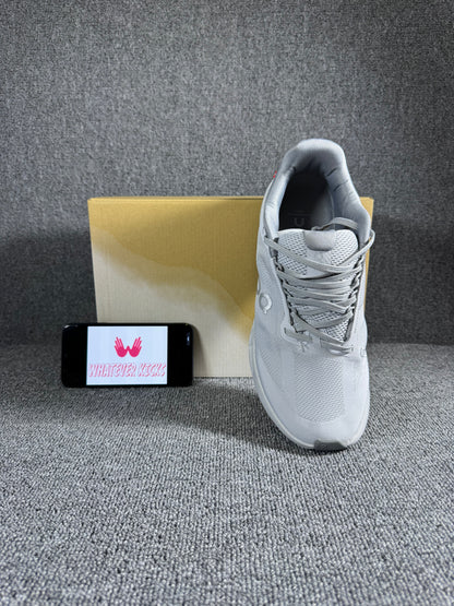 On Cloud surfer Next running shoes in grey and white