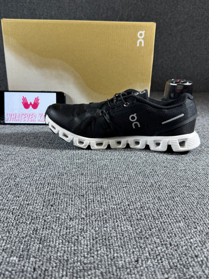On Cloud 5 sneaker in the black and white