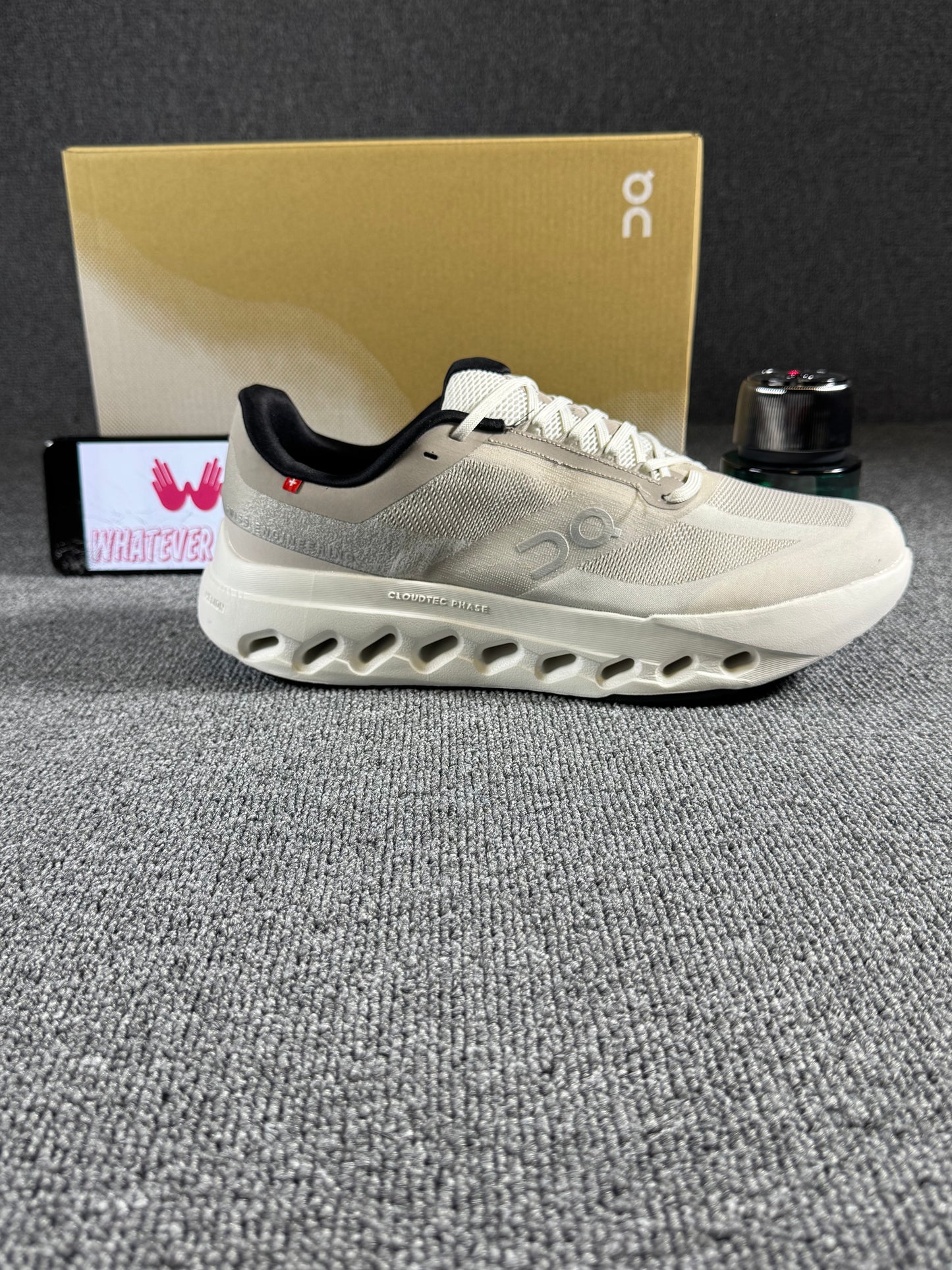 On Cloudsurfer Next running shoes in the Fog/Ivory