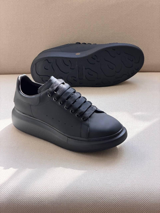 Alexander McQueen Black