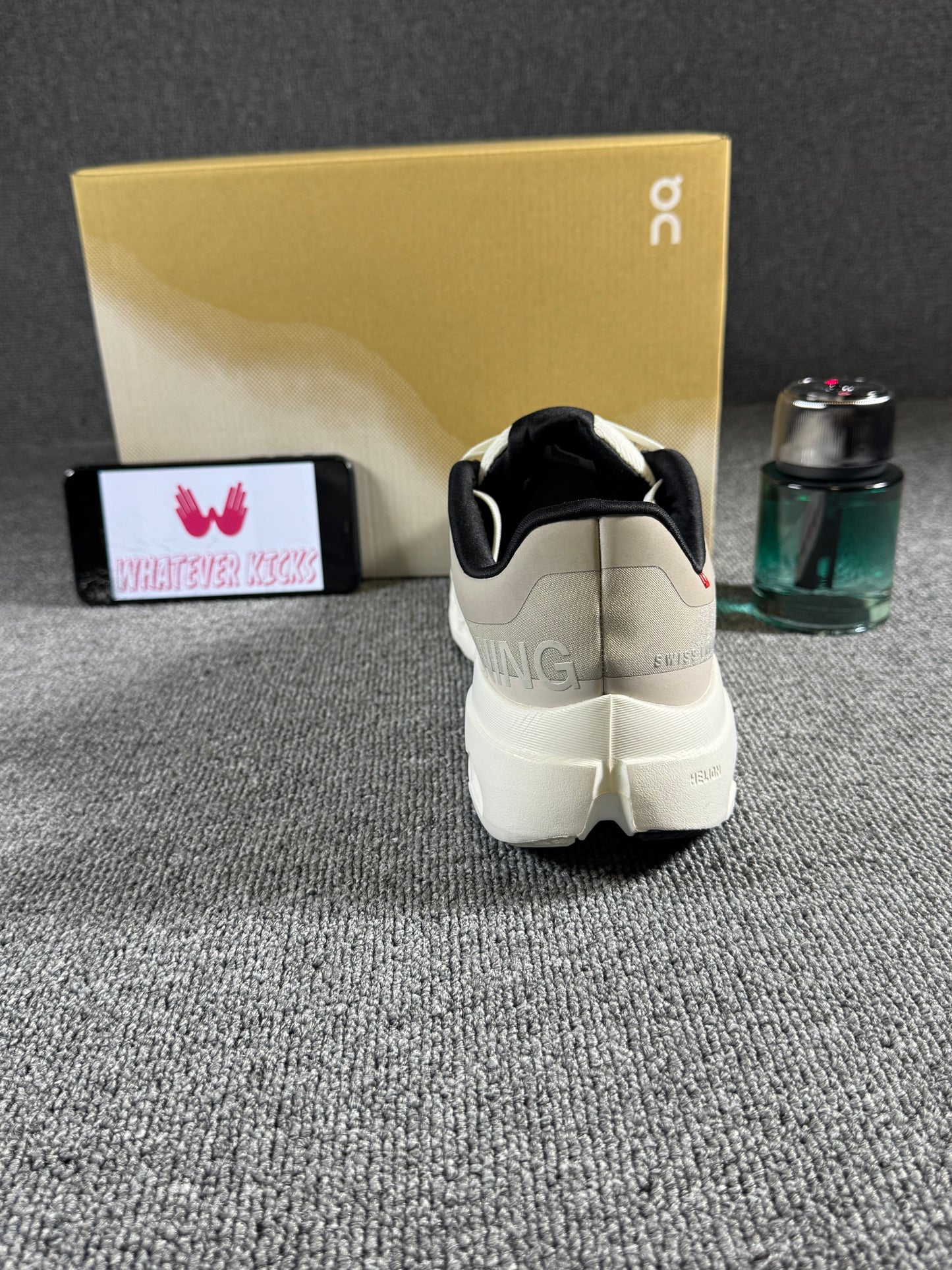 On Cloudsurfer Next running shoes in the Fog/Ivory