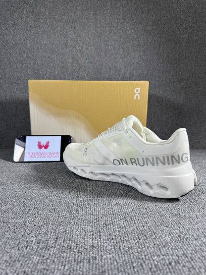 On Cloud surfer Next sneakers in white