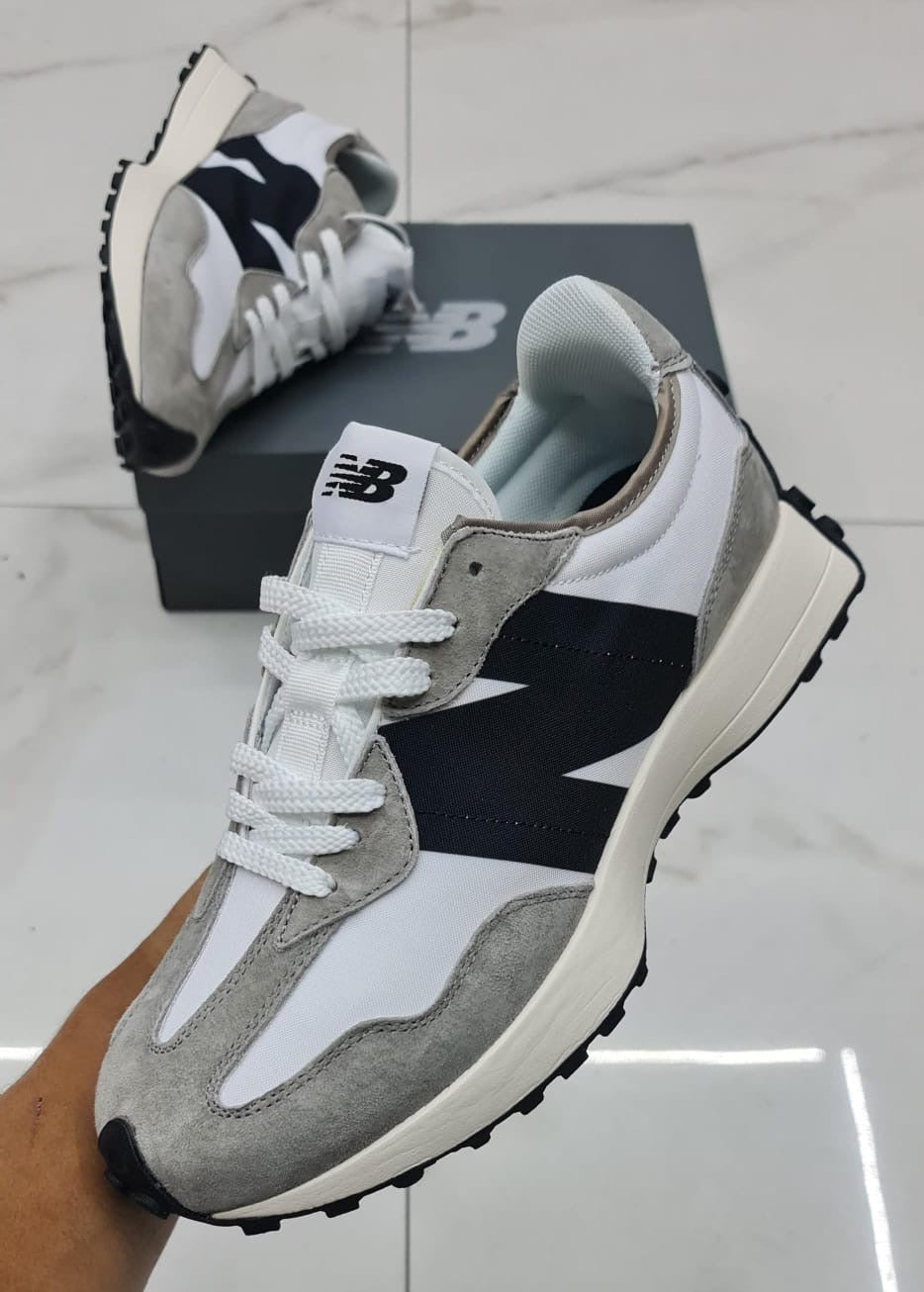 New Balance 327