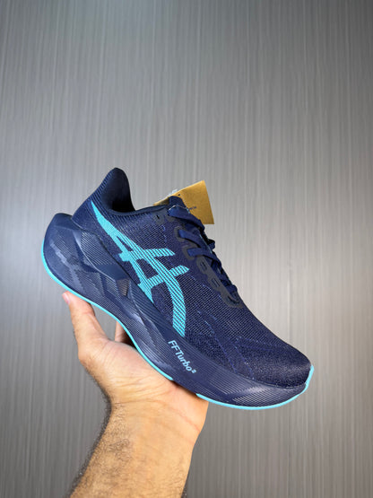 Asics NovaBlast 6