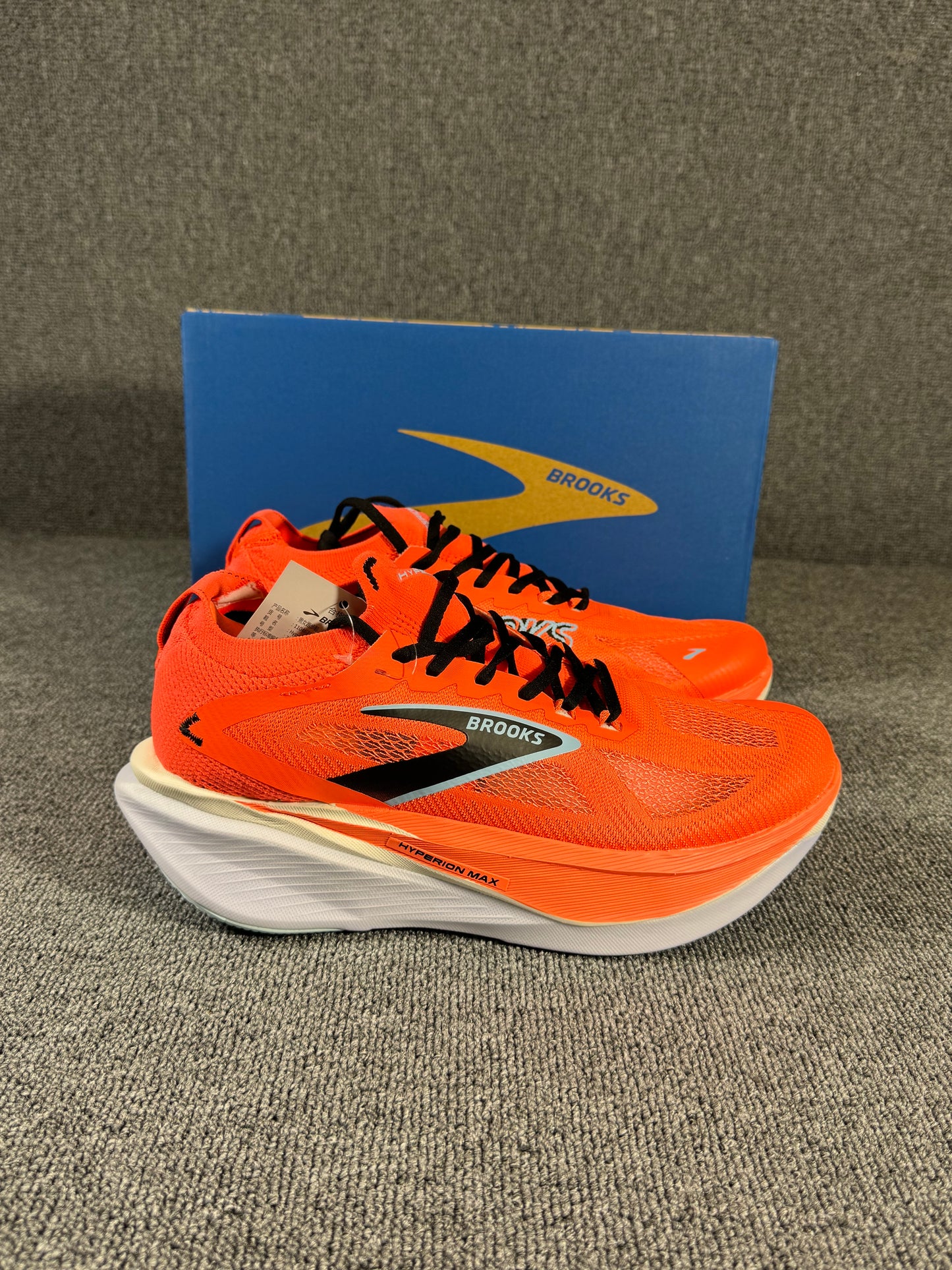 Brooks Hyperion 3