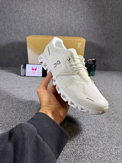 On Cloud 5 unisex training and running shoes in all white