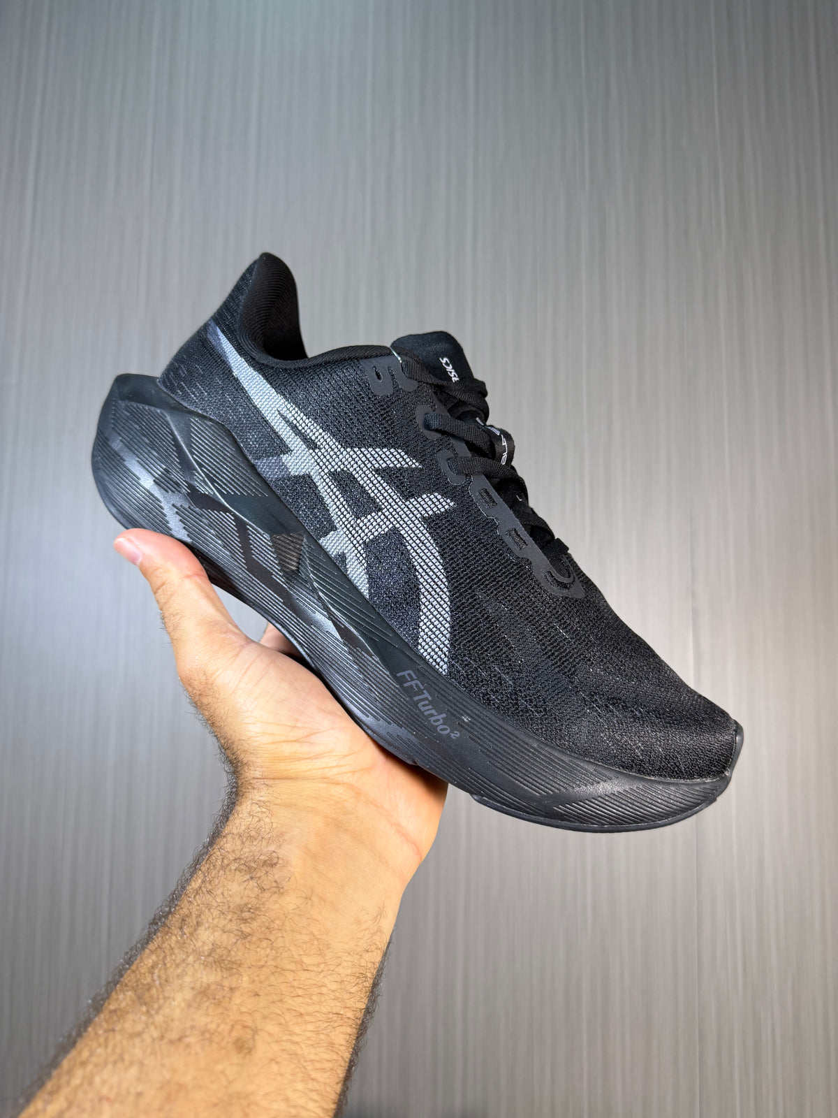 Asics NovaBlast 6