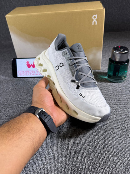 On Cloud tilt in the "Rock/Ivory"