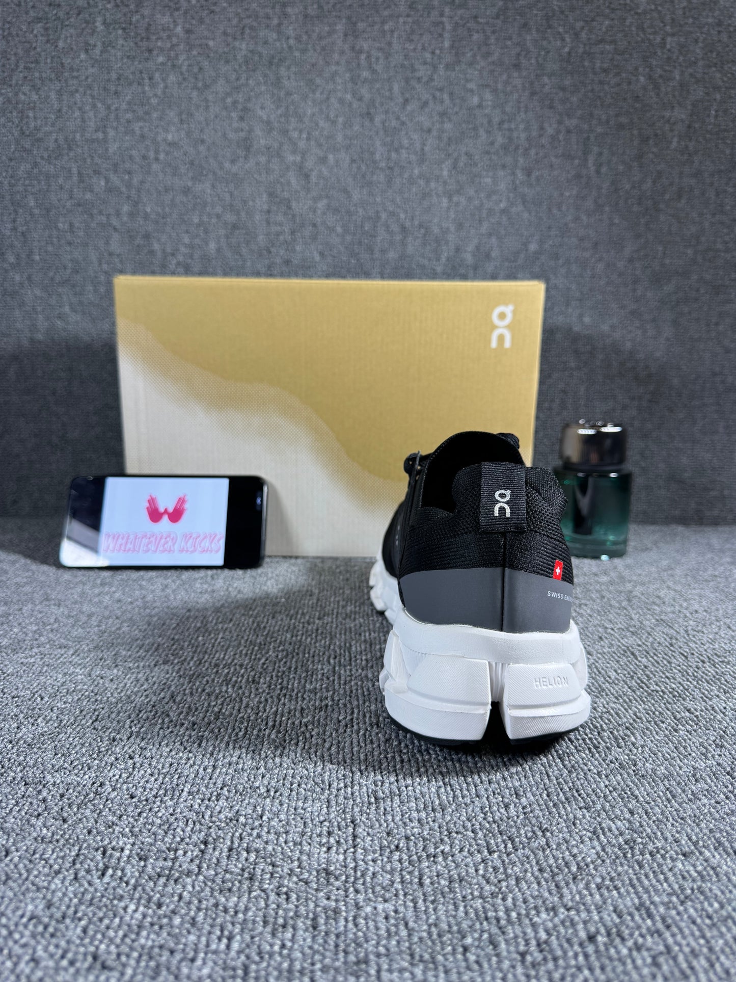 On Cloudswift 3 running shoes in a black and white