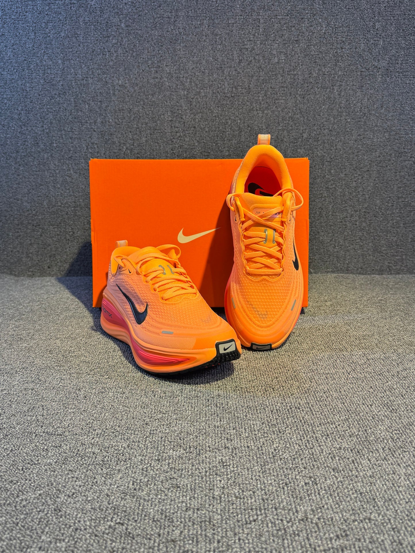 Nike Vomero Plus