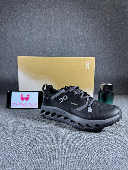 On Running Cloudhorizon Waterproof shoe in the black and eclips