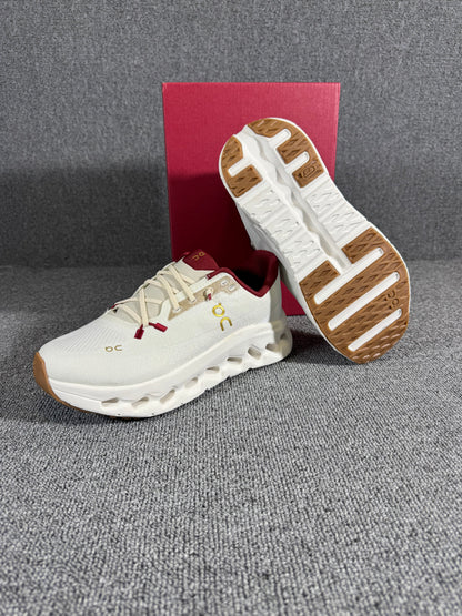 On Running Cloudtilt "Pearl/Ivory"