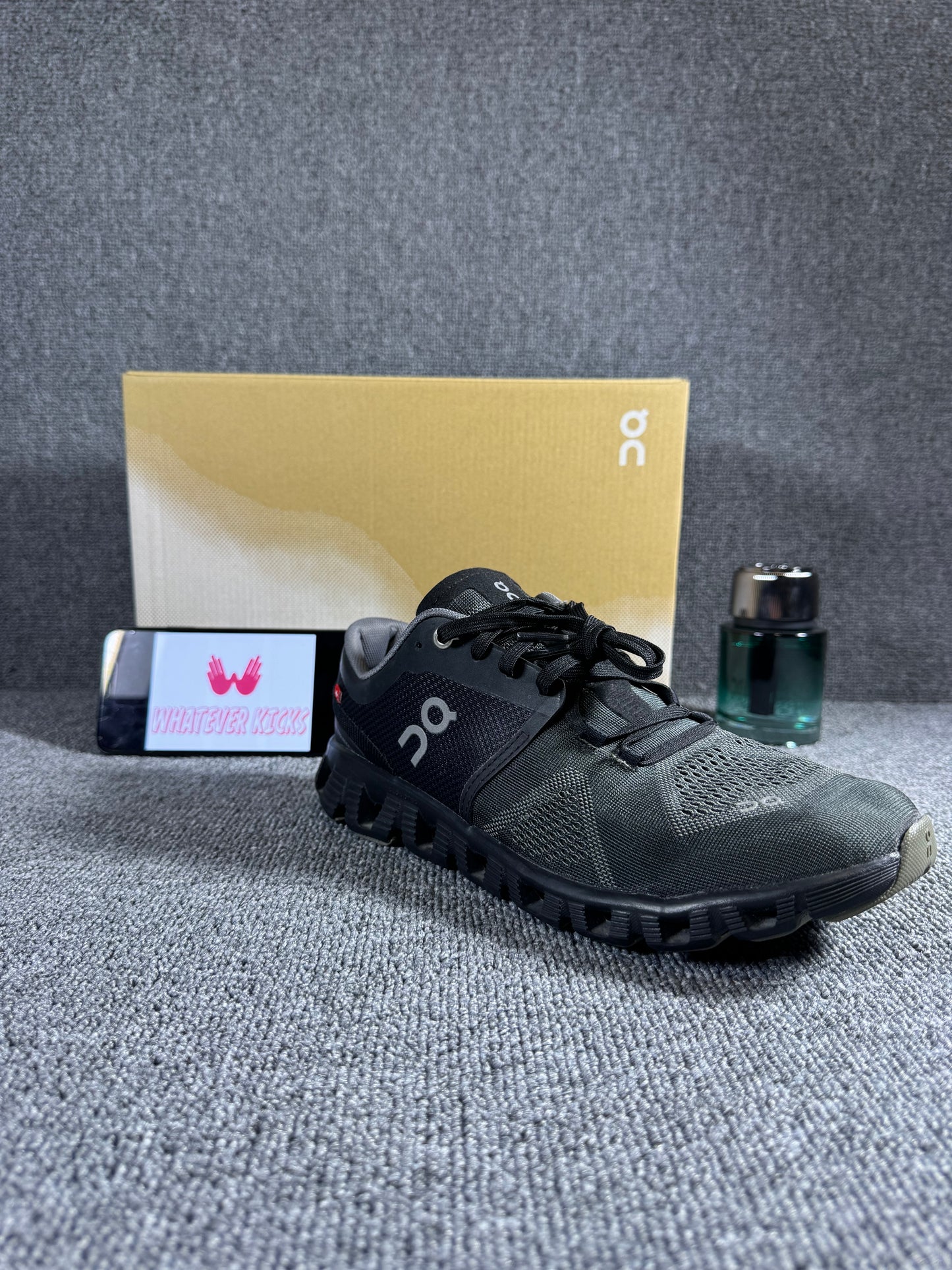 On Cloud X 3 or 4 training black