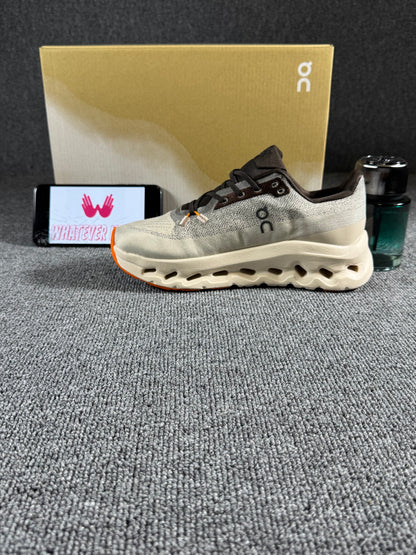 On Cloudtilt sneakers in the "Iron/Dew" colorway