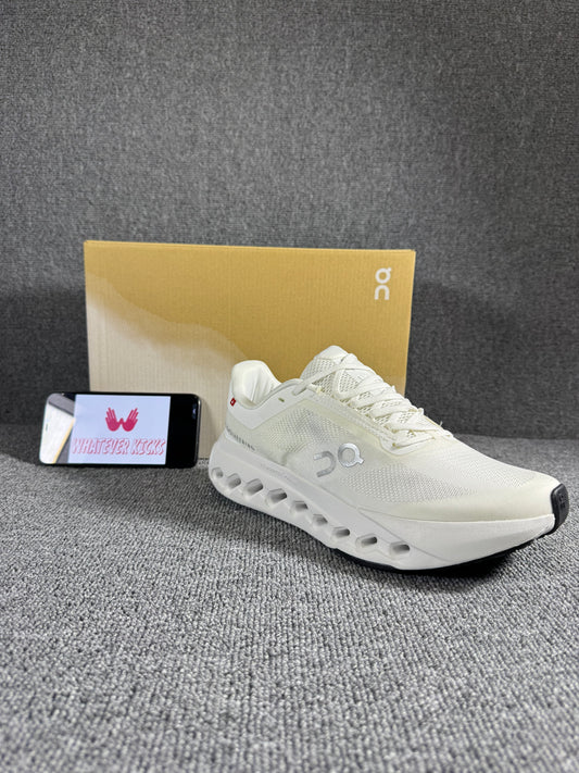 On Cloud surfer Next sneakers in white