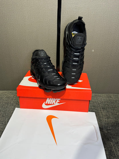Nike VaproMax Black