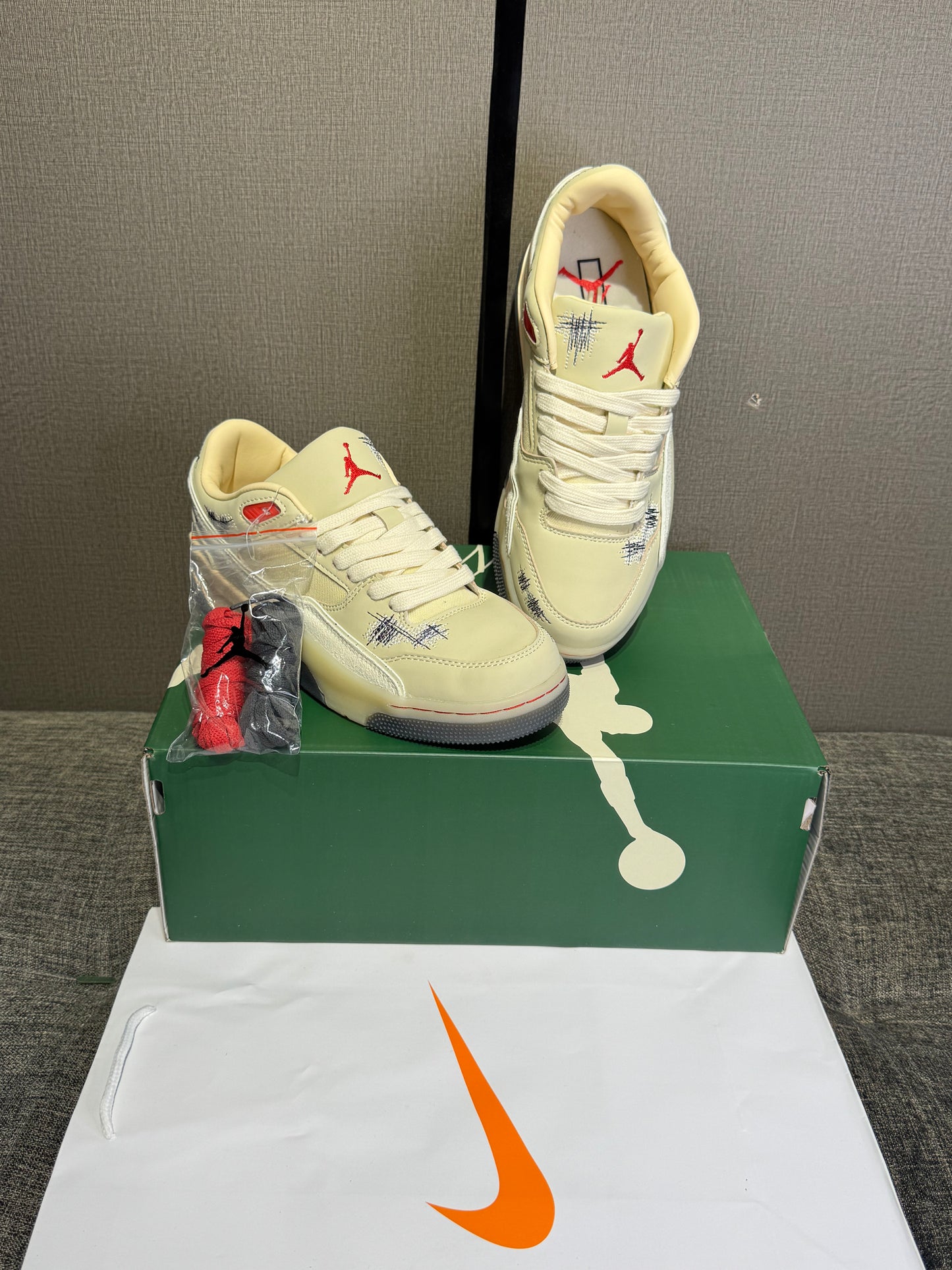 Jordan Flight Court Coconut Milk