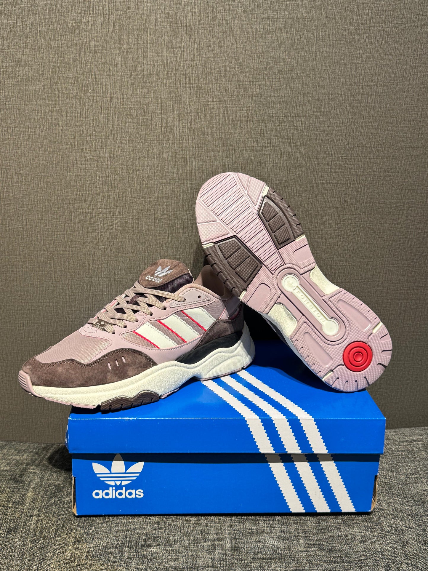 Adidas Retropy