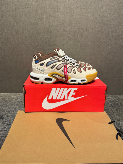 Nike TN Drift Off White