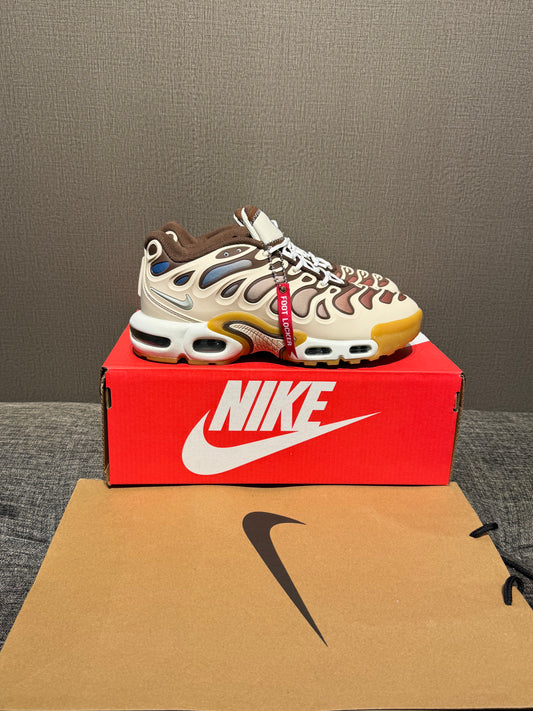 Nike TN Drift Off White