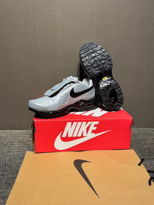 Nike TN Tiempo Silver