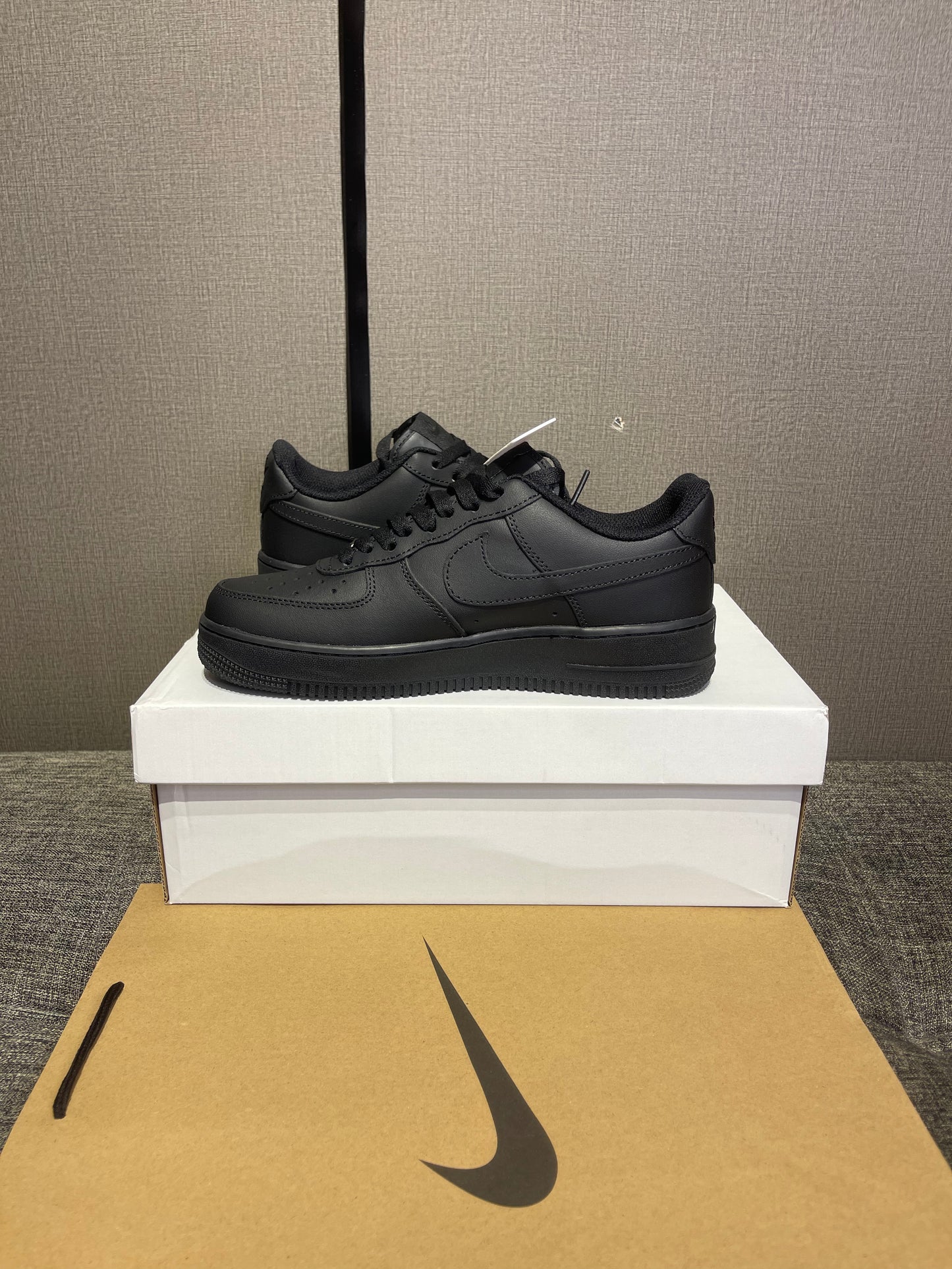 Nike Air Force Black