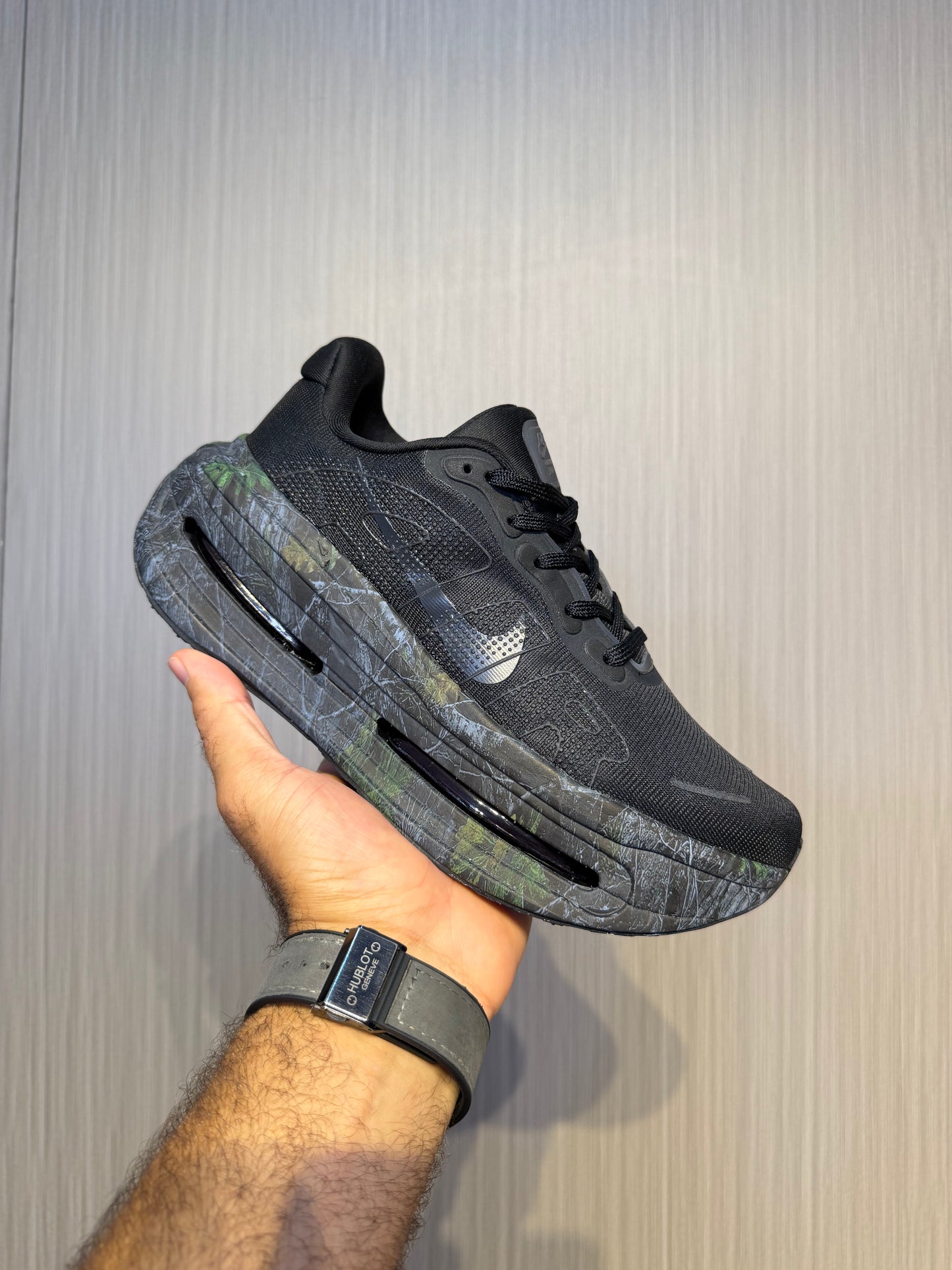 NIKE VOMERO PREMIUM