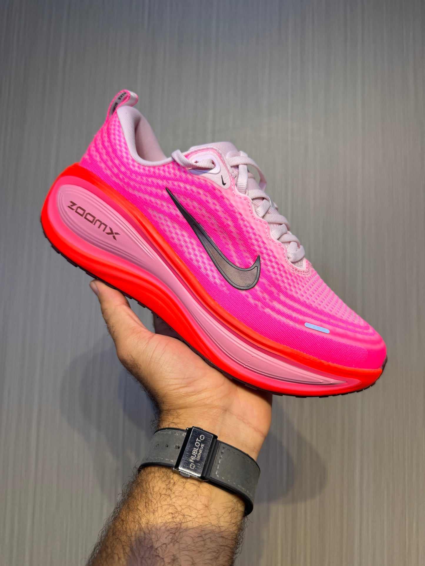 NIKE VOMERO PLUS