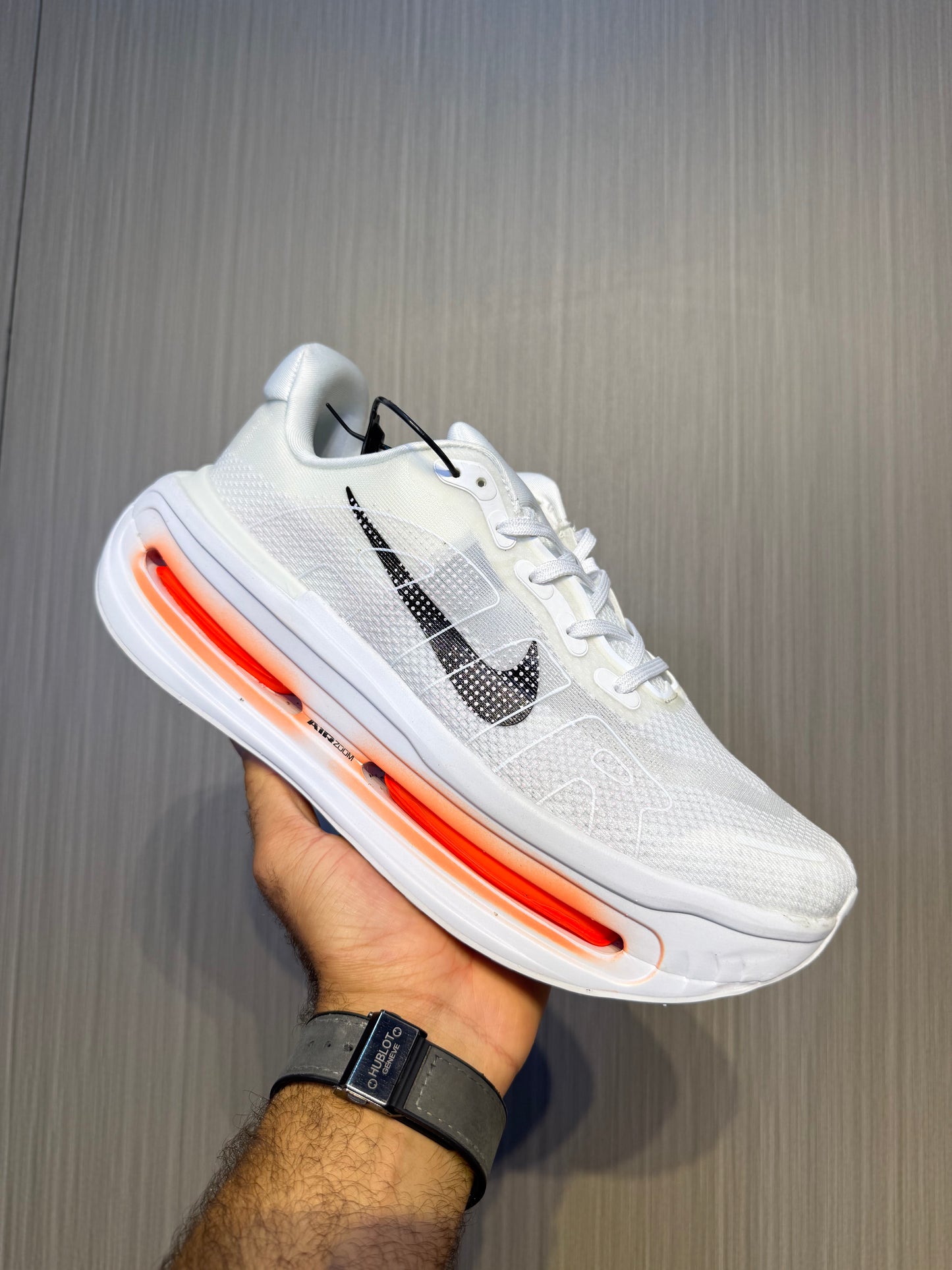 NIKE VOMERO PREMIUM
