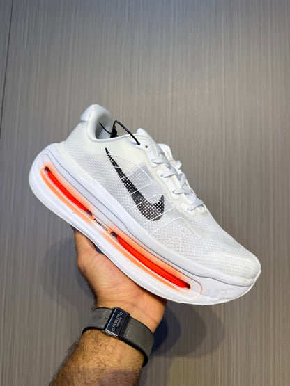 NIKE VOMERO PREMIUM