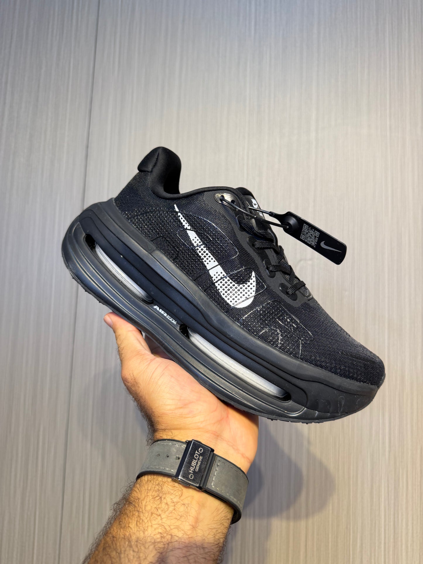 NIKE VOMERO PREMIUM