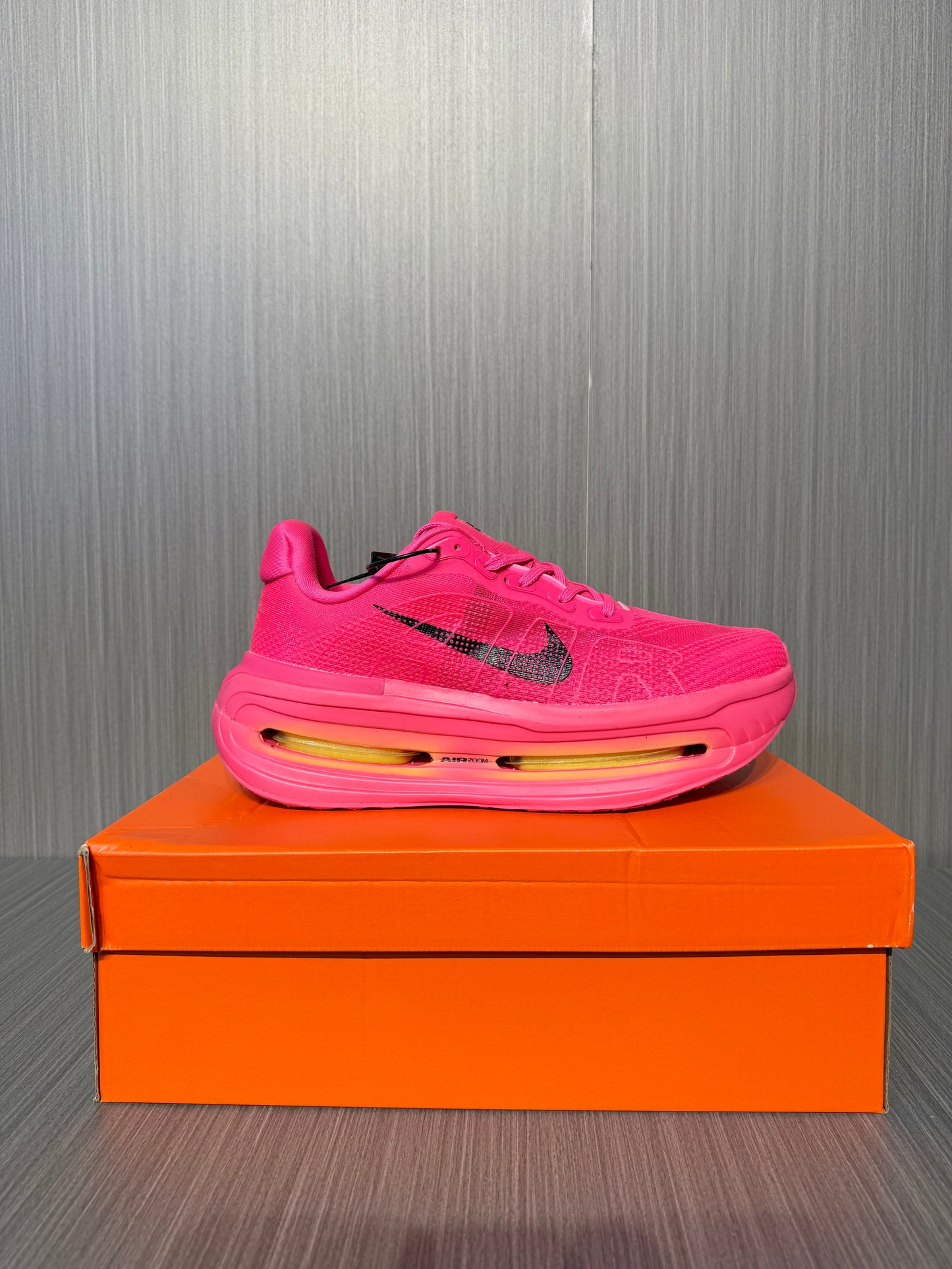 NIKE VOMERO PREMIUM