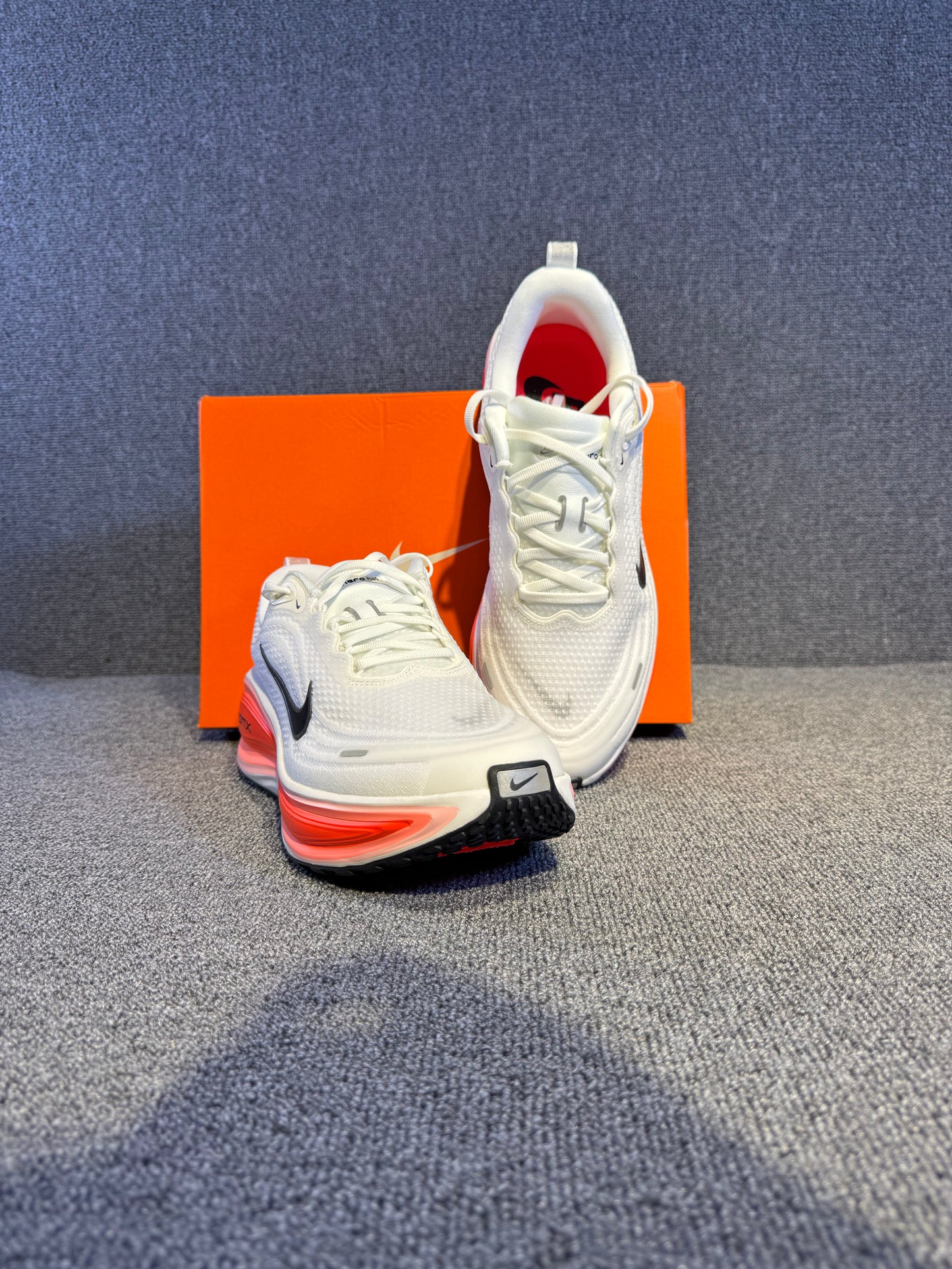 Nike Vomero Plus