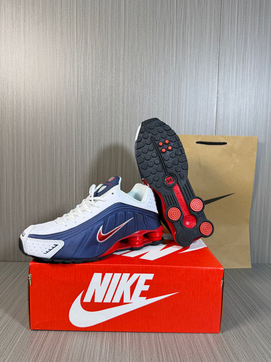 Nike SHOX R4 'USA' 2025