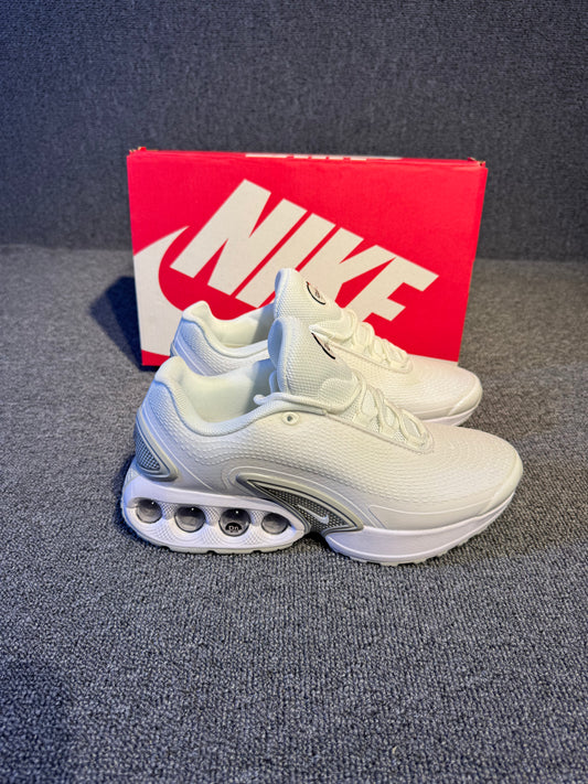Nike Air Max Dn8 White