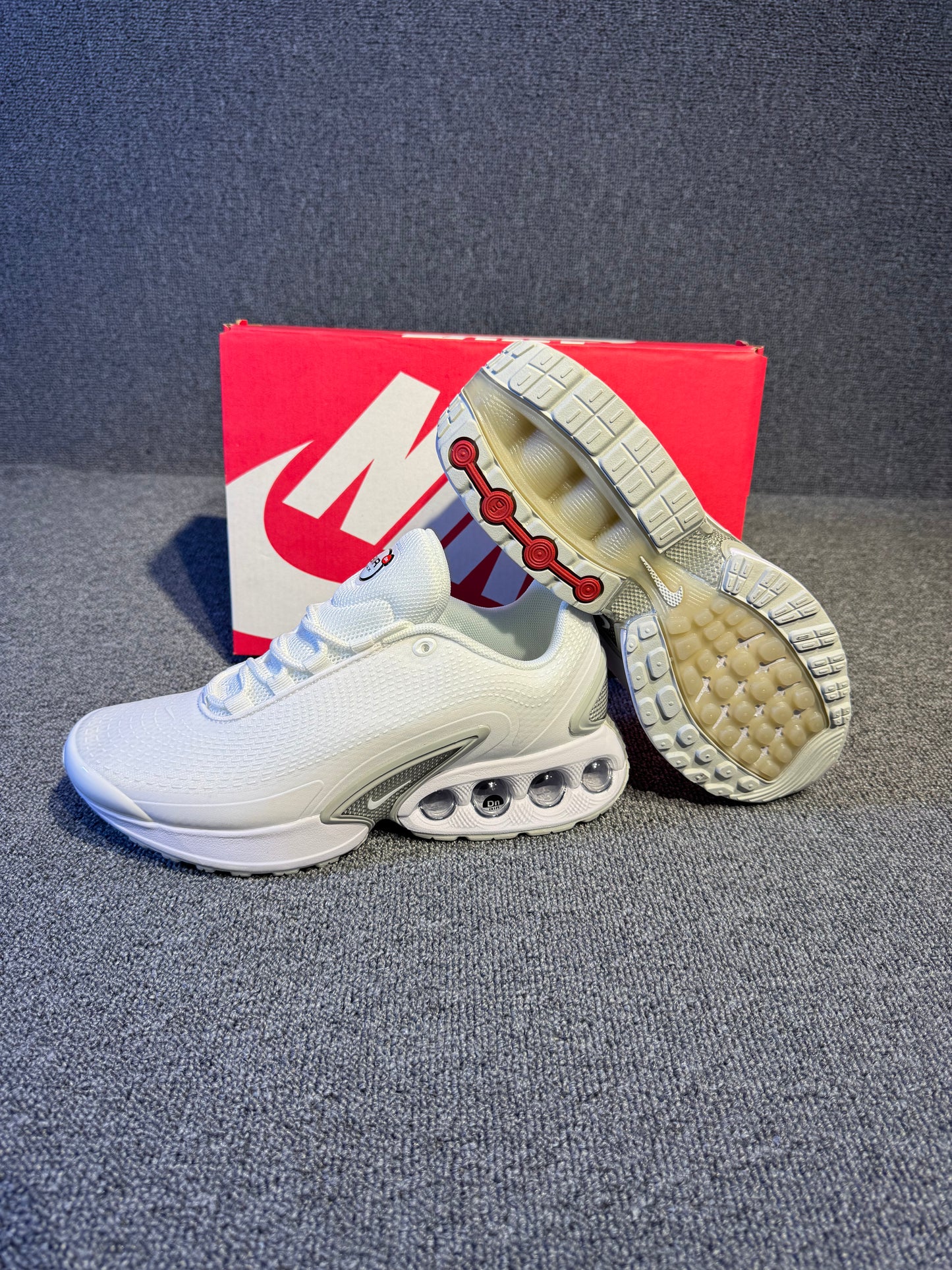 Nike Air Max Dn8 White