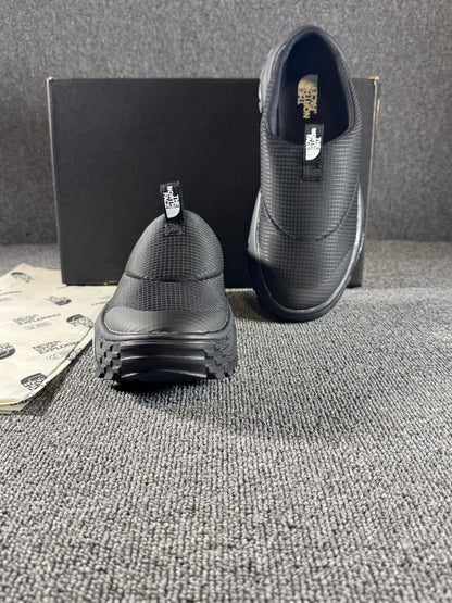 North Face Mule BLACK