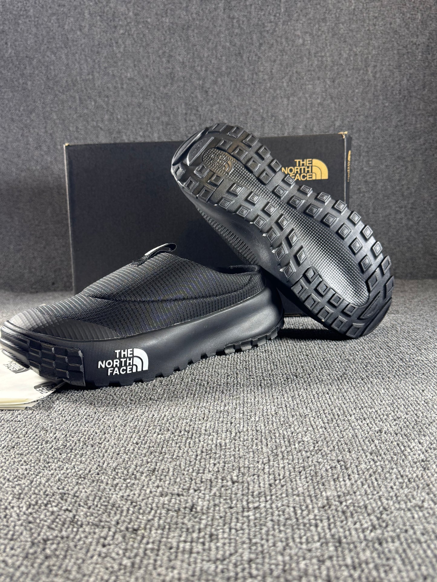 North Face Mule BLACK