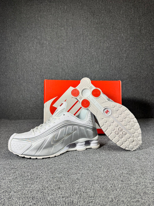 Nike Shox R4 White
